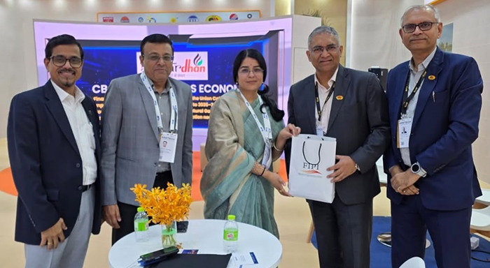 GSPC MD visits GAIL stall at India Pavilion in Bangkok